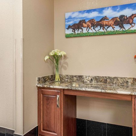 Econo Lodge Шелбивилл Экстерьер фото