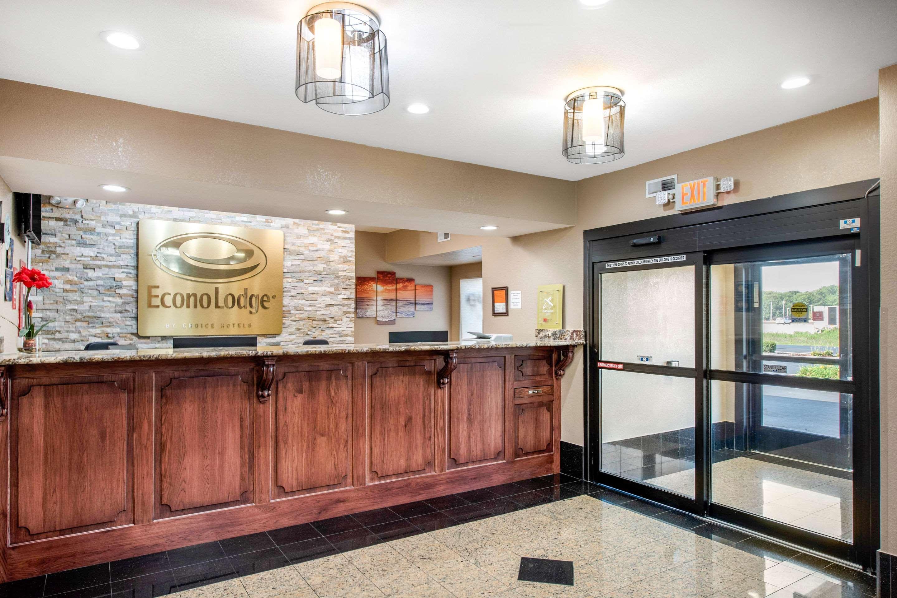 Econo Lodge Шелбивилл Экстерьер фото
